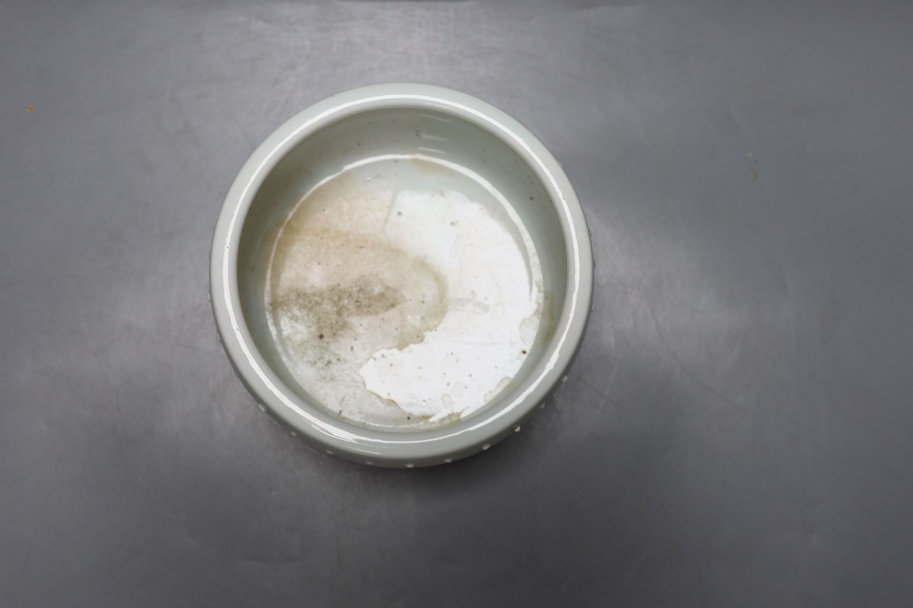 A Chinese blue and white brush washer 16cm